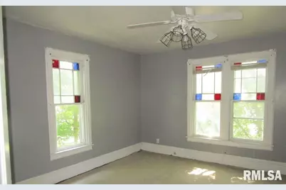 504 N College Avenue, Aledo, IL 61231 - Photo 17