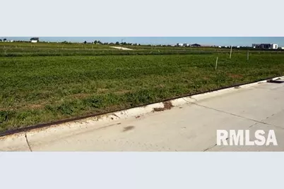 6508 Ryan Road, Bettendorf, IA 52722 - Photo 1