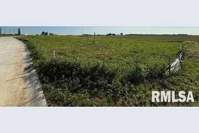 6269 Meyer Road, Bettendorf, IA 52722 - Photo 1