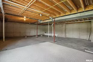 106 Valley View Dr, Sherrard, IL 61281 - Photo 29