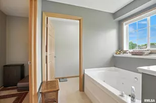 106 Valley View Dr, Sherrard, IL 61281 - Photo 25