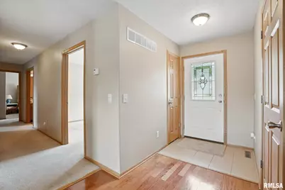 106 Valley View Drive, Sherrard, IL 61281 - Photo 5