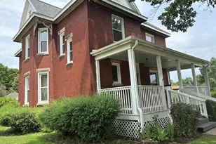 802 4th Street W, Sterling, IL 61081 - Photo 5