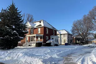 802 4th Street W, Sterling, IL 61081 - Photo 3