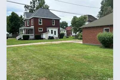 802 4th Street W, Sterling, IL 61081 - Photo 7