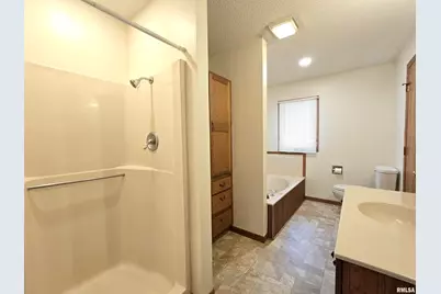 301 4th Street #4, Fulton, IL 61252 - Photo 9