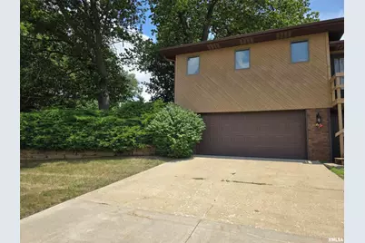 301 4th Street #4, Fulton, IL 61252 - Photo 1