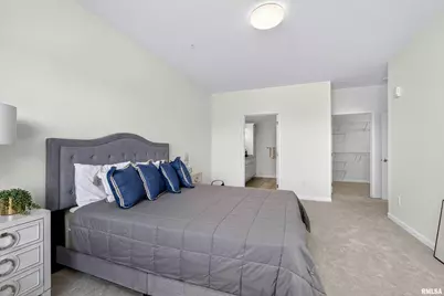 2592 202 Middle Road #202, Bettendorf, IA 52722 - Photo 17