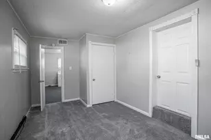 912 SW 5th St, Aledo, IL 61231 - Photo 11