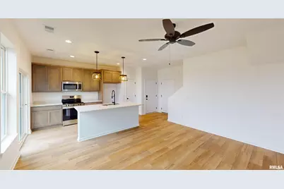 5922 Butterfield Court, Bettendorf, IA 52722 - Photo 11