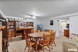 2320 26th St, Rock Island, IL 61201 - Photo 43