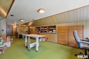 2320 26th St, Rock Island, IL 61201 - Photo 39