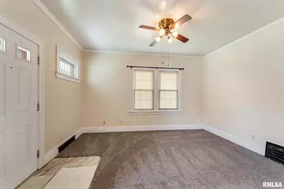1904 30th Street, Moline, IL 61265 - Photo 3
