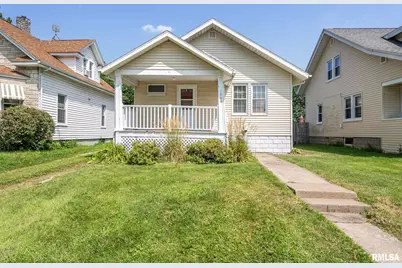 1904 30th Street, Moline, IL 61265 - Photo 1