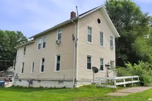 428 7th St, Moline, IL 61265 - Photo 3