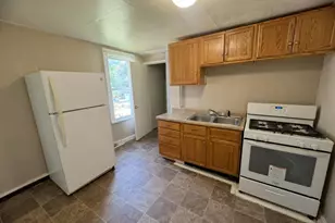 428 7th St, Moline, IL 61265 - Photo 5