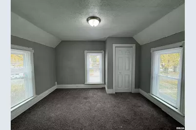 1007 29th Street, Moline, IL 61265 - Photo 7