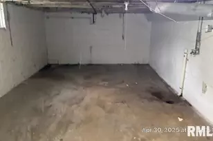 3915 11th St, Rock Island, IL 61201 - Photo 11