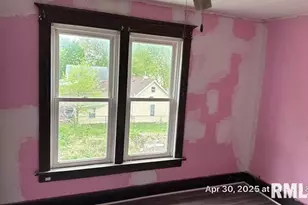 3915 11th St, Rock Island, IL 61201 - Photo 9