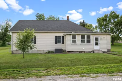 406 234th St Street, Aledo, IL 61234 - Photo 1