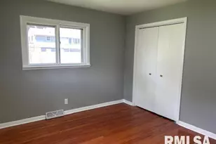 518 Barden St, Morrison, IL 61270 - Photo 13