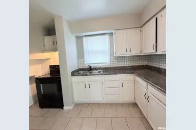 2233 24th Street, Rock Island, IL 61201 - Photo 7