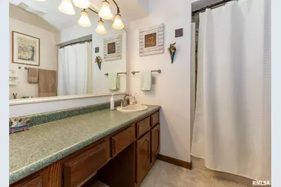 631 Suncrest Drive, Sherrard, IL 61281 - Photo 13