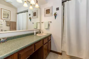 631 Suncrest Dr, Sherrard, IL 61281 - Photo 13