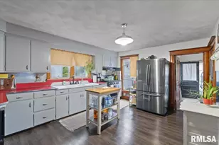 623 E Park St, Geneseo, IL 61254 - Photo 13