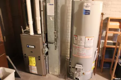 3542 Cedarview Ct Court #3542, Bettendorf, IA 52722 - Photo 33