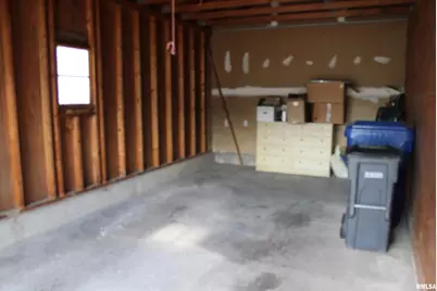 3542 Cedarview Ct Court #3542, Bettendorf, IA 52722 - Photo 37