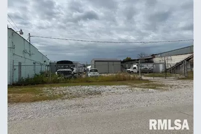 944 Farragut Street, Davenport, IA 52802 - Photo 11