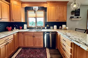 102 5th St, Fulton, IL 61252 - Photo 5