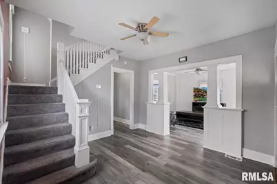 1035 17th Avenue, Rock Island, IL 61021 - Photo 11