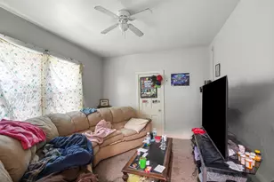 550 26th St, Rock Island, IL 61201 - Photo 7