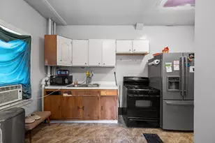 550 26th St, Rock Island, IL 61201 - Photo 5