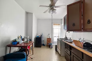 550 26th St, Rock Island, IL 61201 - Photo 9