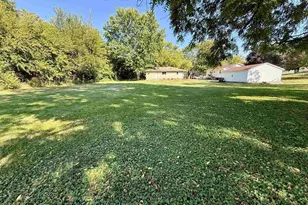 139 N Vail St, Geneseo, IL 61254 - Photo 25