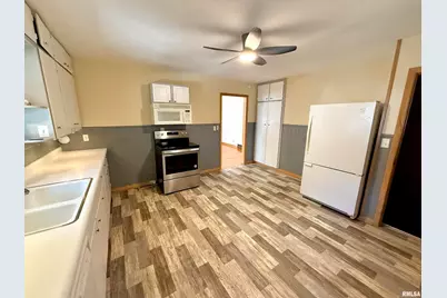 139 N Vail Street, Geneseo, IL 61254 - Photo 9