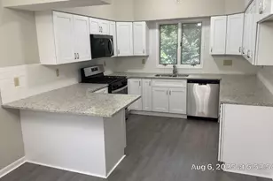 2907 4th Street A, East Moline, IL 61244 - Photo 3