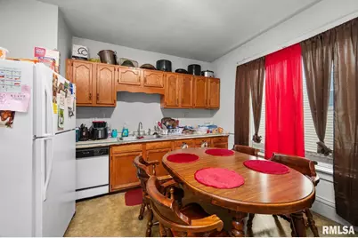 1104 29th Ave Avenue, Rock Island, IL 61201 - Photo 7