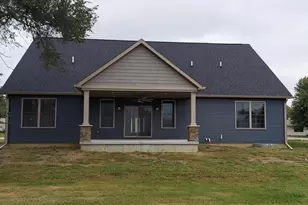 910 W Main St, Aledo, IL 61231 - Photo 47