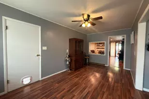 117 Marshall Pl, Carmi, IL 62821 - Photo 11