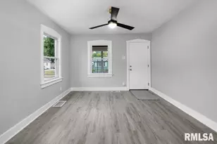 2519 29 1/2 St, Rock Island, IL 61201 - Photo 3