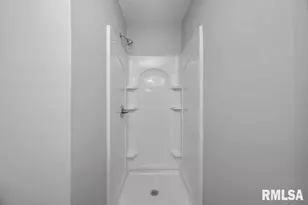 2519 29 1/2 St, Rock Island, IL 61201 - Photo 17