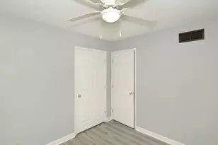 512 W 16th Ave, Coal Valley, IL 61240 - Photo 17