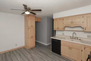512 W 16th Ave, Coal Valley, IL 61240 - Photo 11