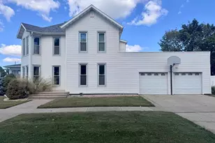 1415 4th St, Fulton, IL 61252 - Photo 3