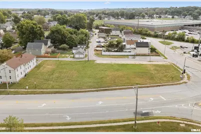 1230 13th Street, East Moline, IL 61244 - Photo 5