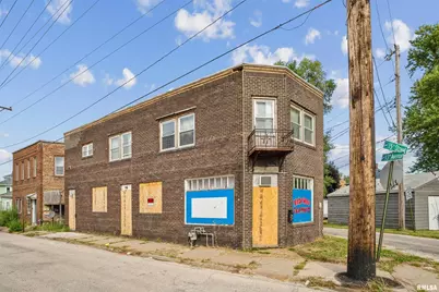 1365 1/2 13th Avenue, East Moline, IL 61244 - Photo 1